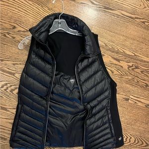 Alo Yoga Women’s work out vest black size medium